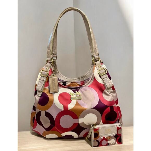 Coach 18764 Madison Op Art Maggie Shoulder Bag & Matching Key Chain Cardholder - Picture 1 of 15